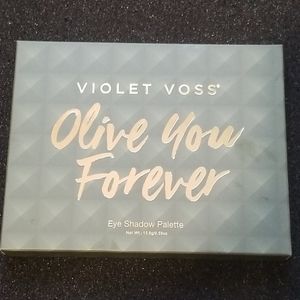 Eye shadow palette 💚